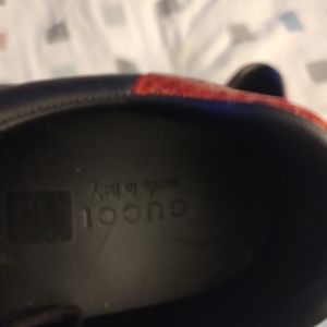 Authentic Men's Size 12 Gucci Sneakers